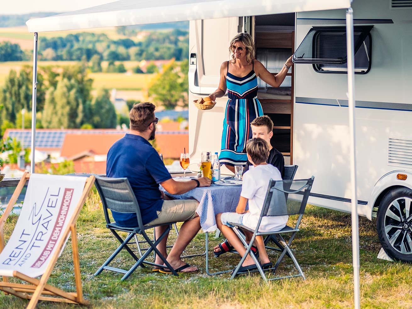 Wählen Sie je nach geplanter Personenanzahl zwischen den Kategorien TRAVEL, KIDS und PREMIUM.